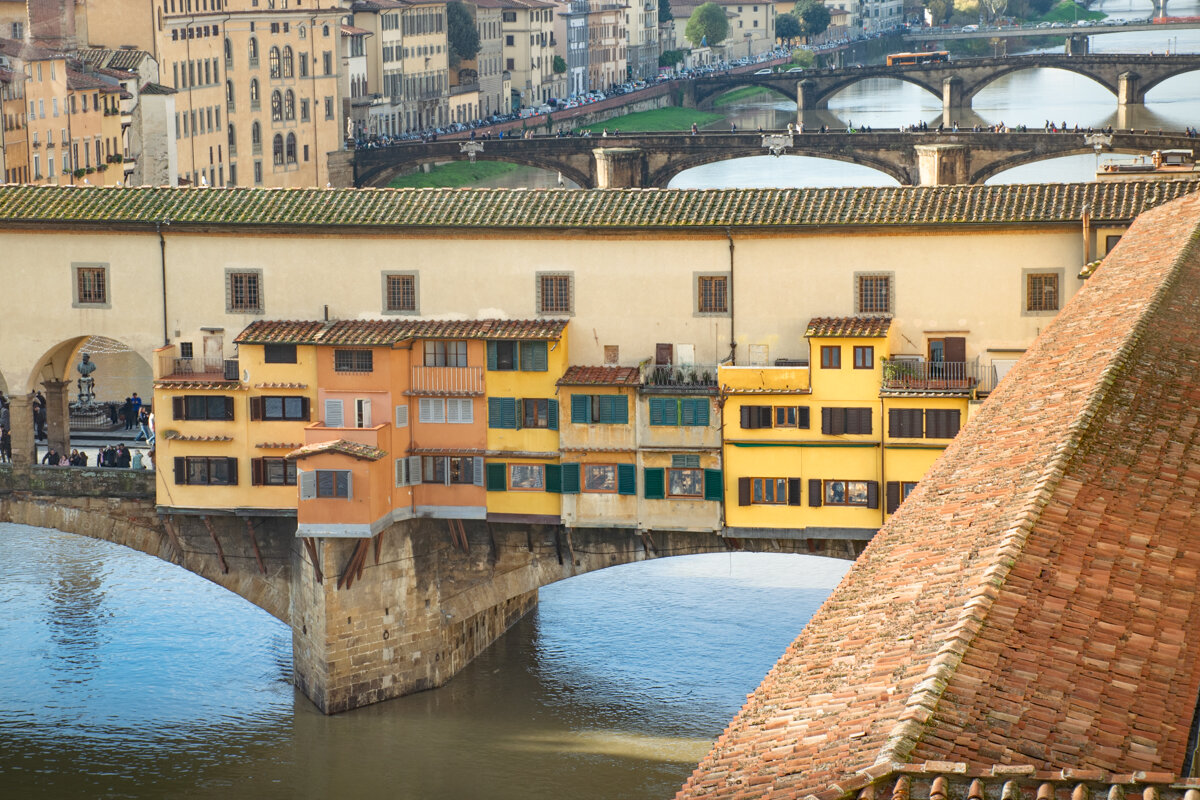 Le Ponte Vecchio depuis la galerie des Offices de Florence