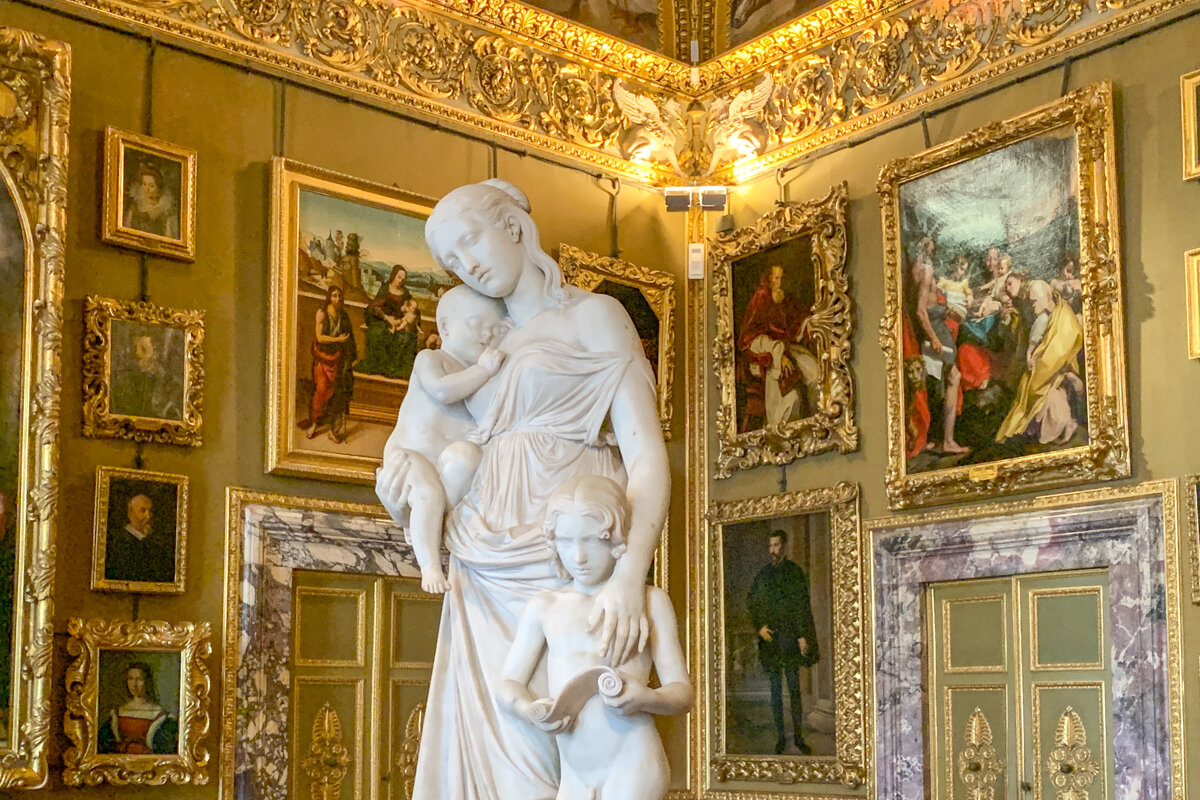 Statue dans le palais Pitti de Florence