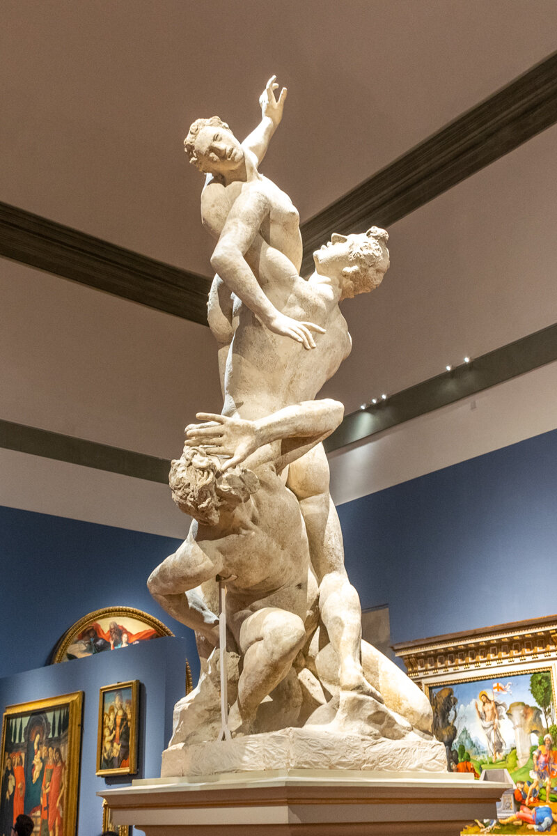 Statue dans la visite de la galerie de l'académie de Florence