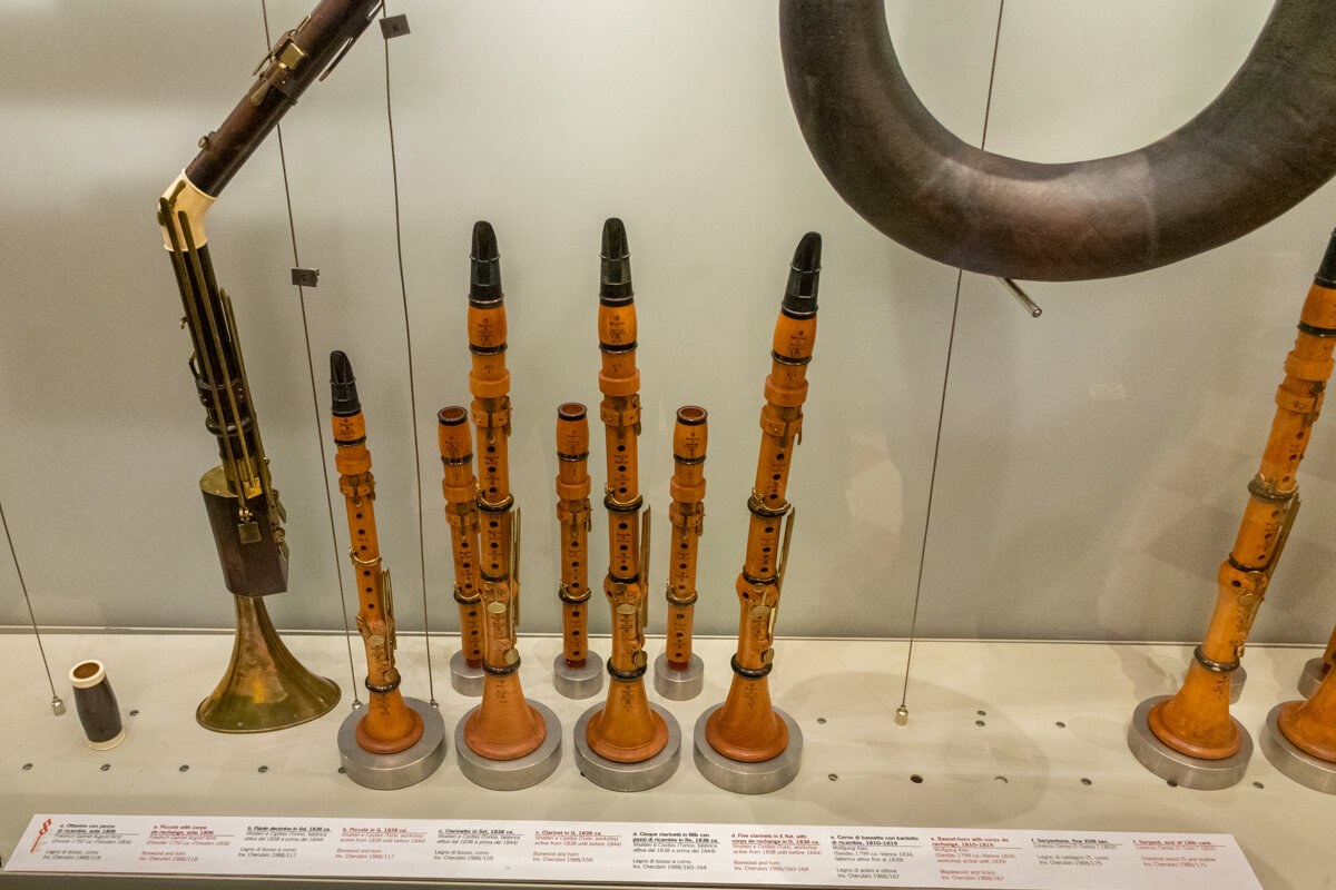 Une vitrine dans la galerie de l'Académie de Florence