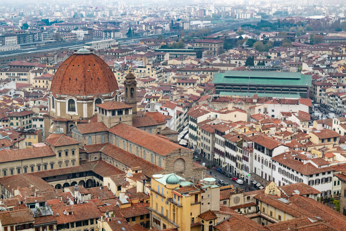 Vue sur la basilique San Lorenzo depuis le duomo de Florence